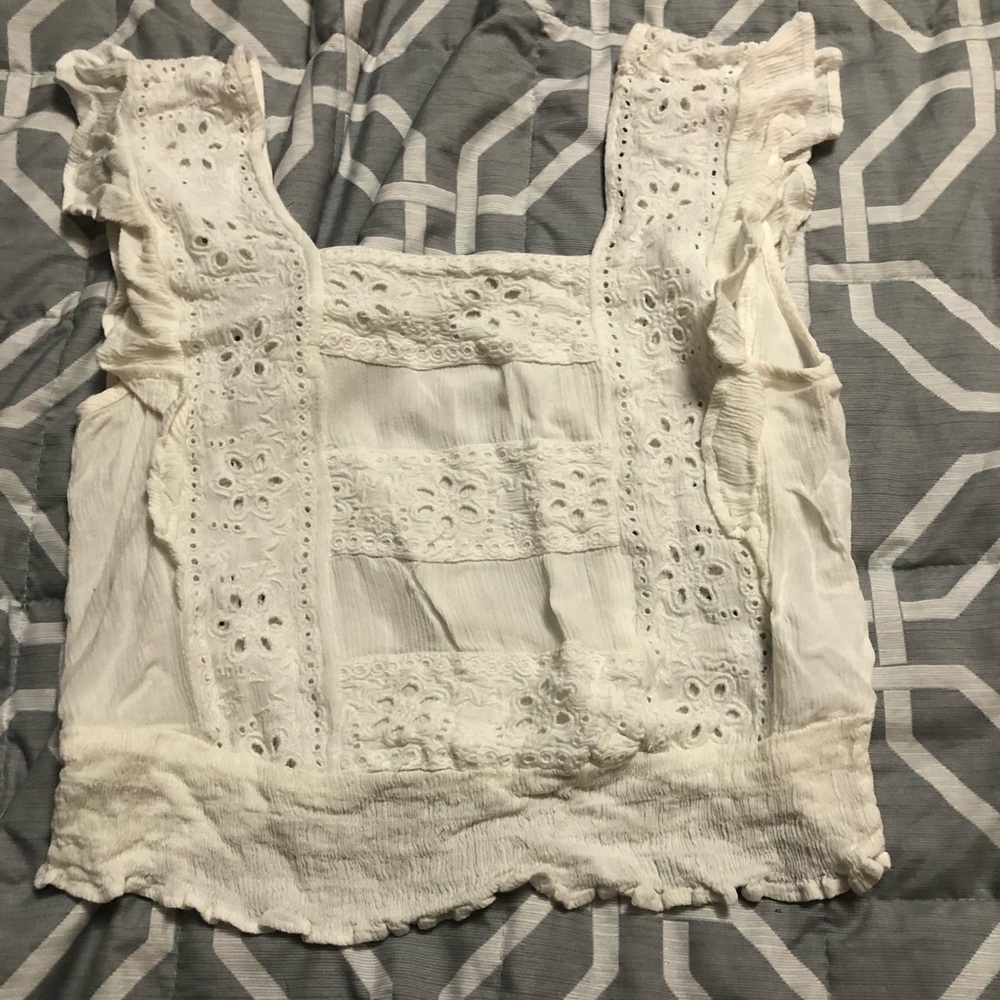 AEO white top